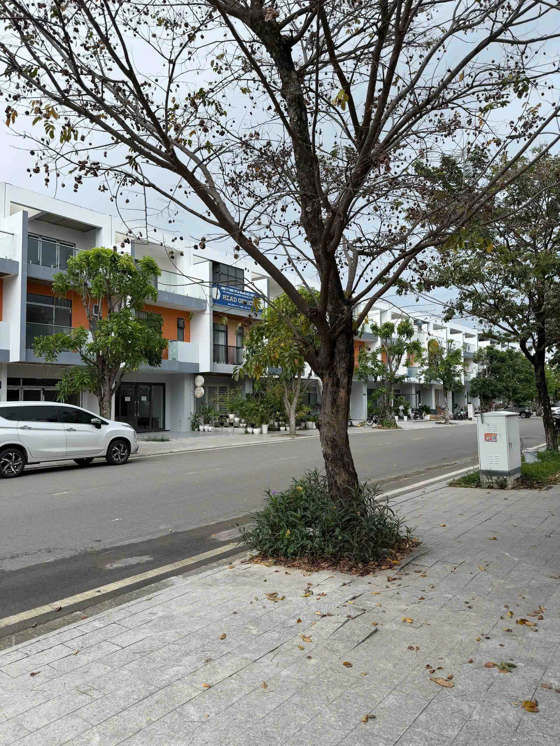 Bán Nhà Vị Trí Ngay Ngã Tư 2 Đường thông 18m trục chính Mỹ Gia gói 7 - Ảnh 2