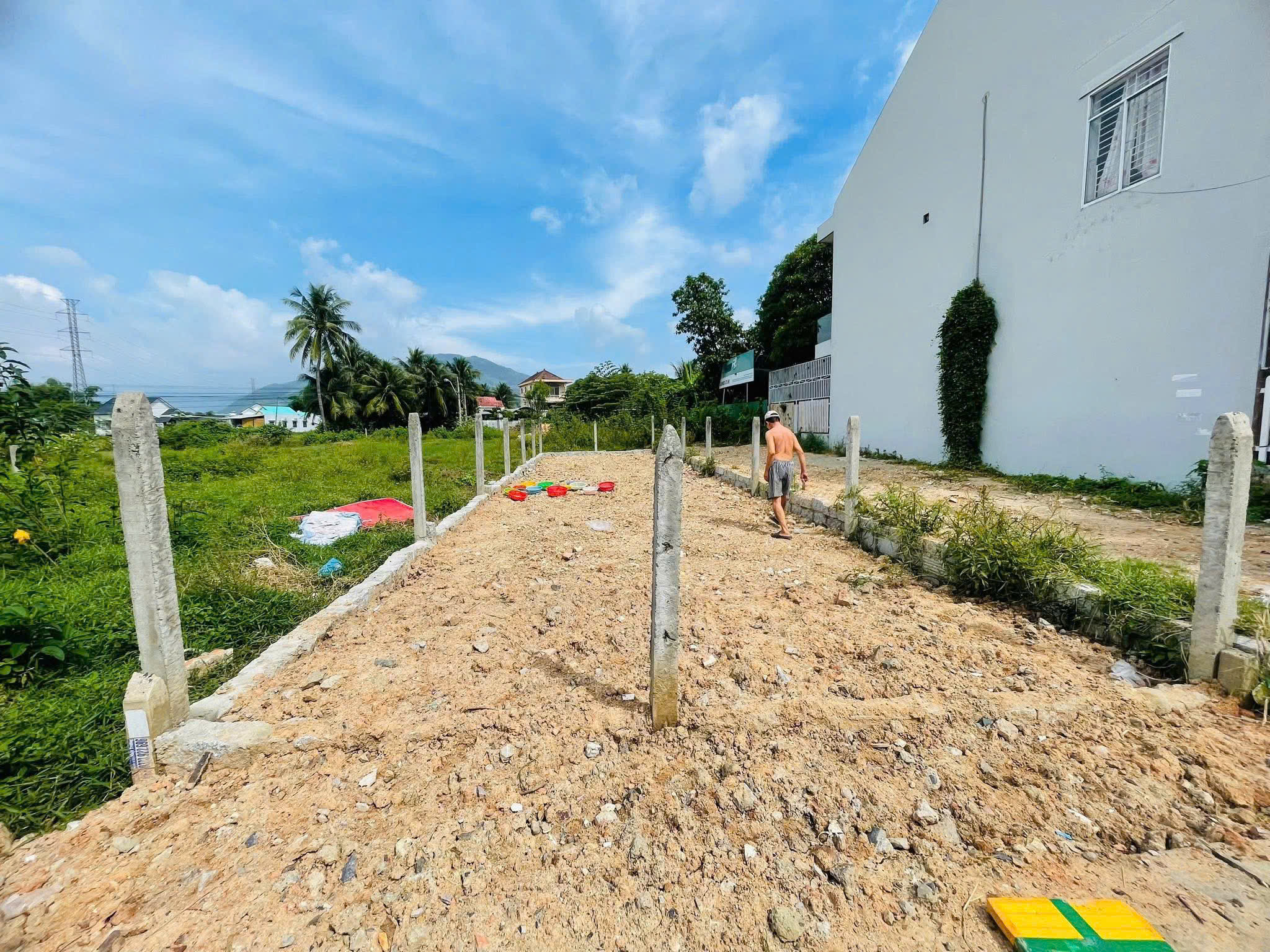 Lô đất đẹp mặt tiền đường Thượng Mốc - Vĩnh Thạnh - Tây Nha Trang - đường 2 oto rộng 7m