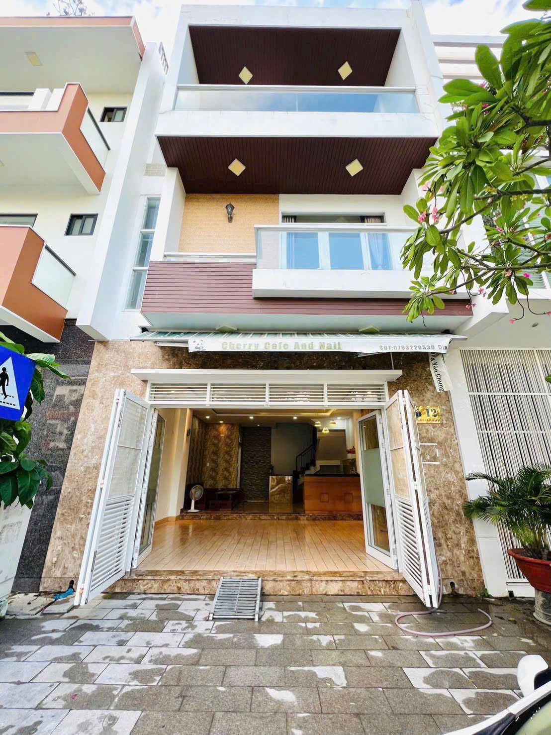 NHÀ NGUYÊN CĂN ĐỐI DIỆN CÔNG VIÊN – KĐT VCN PHƯỚC LONG 1