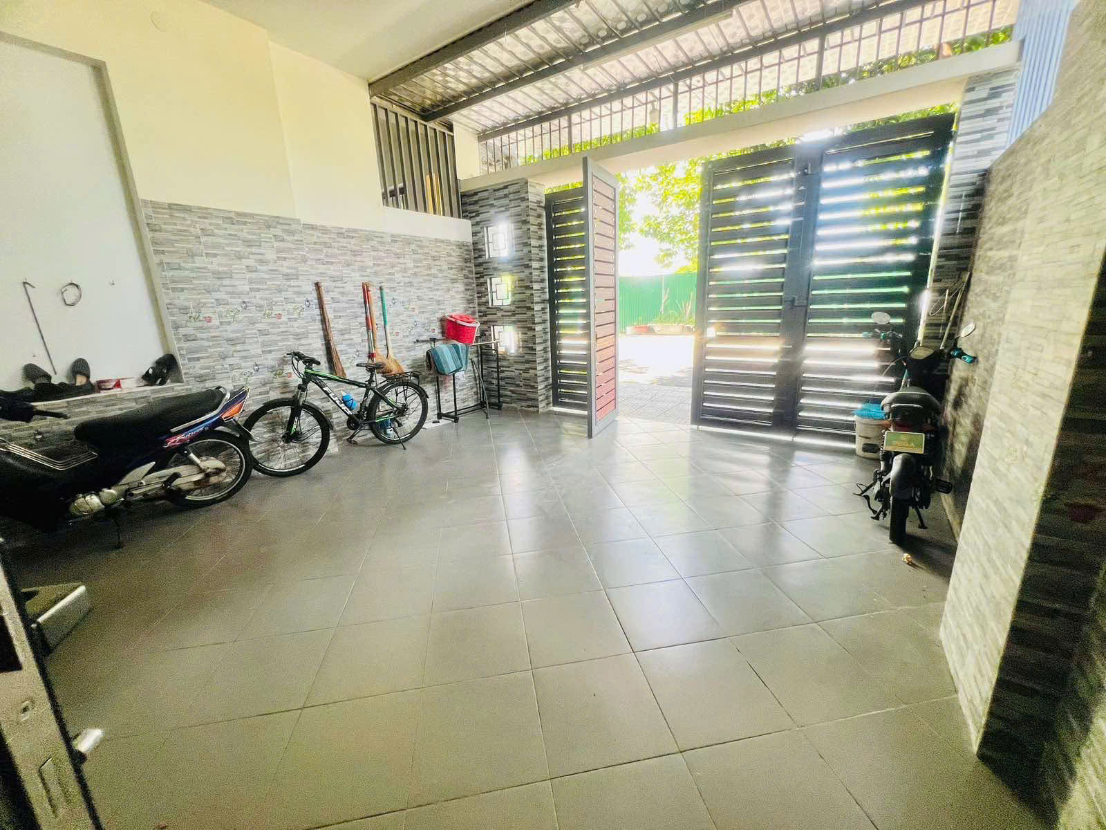 Nhà 3 tầng 1 tum KĐT An Bình Tân - có sổ đỏ hàng hiếm vị trí đẹp giá 9tỷ8 - Ảnh 5