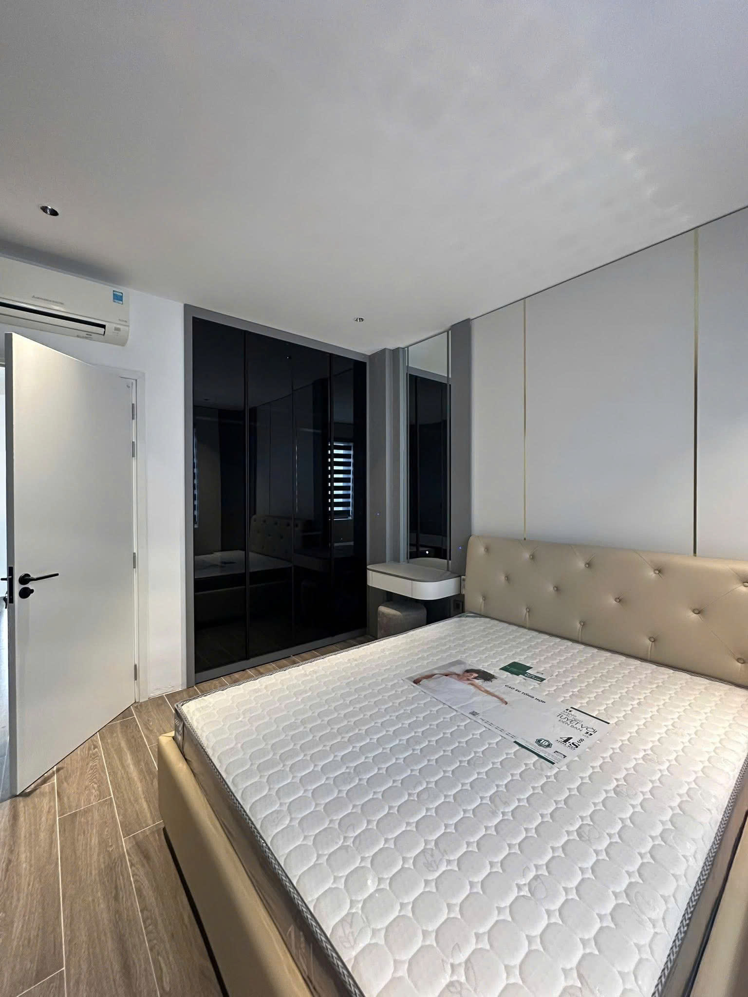 Bán Nhà 3 Tầng Gói 8 KDT Mỹ Gia