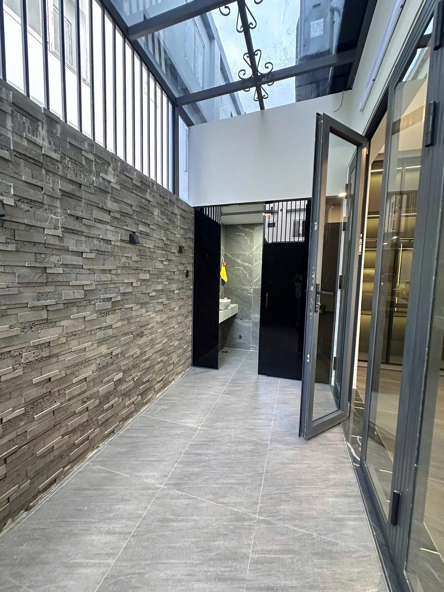 Bán Nhà 3 Tầng Gói 8 KDT Mỹ Gia